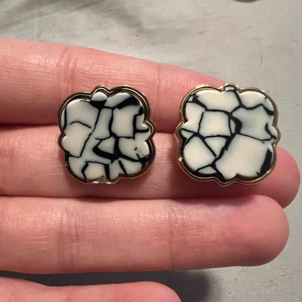Elegant Black and White Marbled Earrings